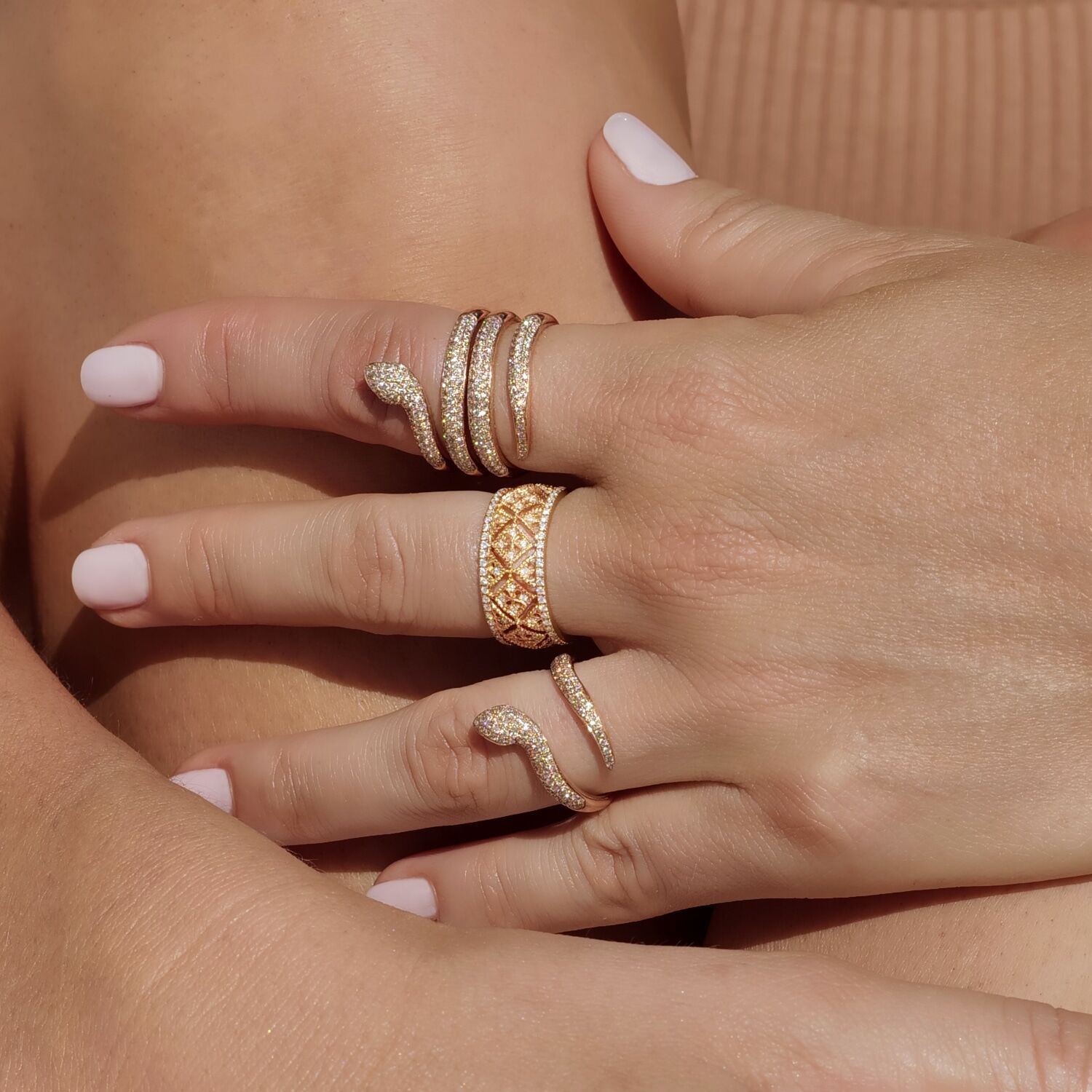 Bague dentelle or jaune - MONTEFIORE S – Image 2