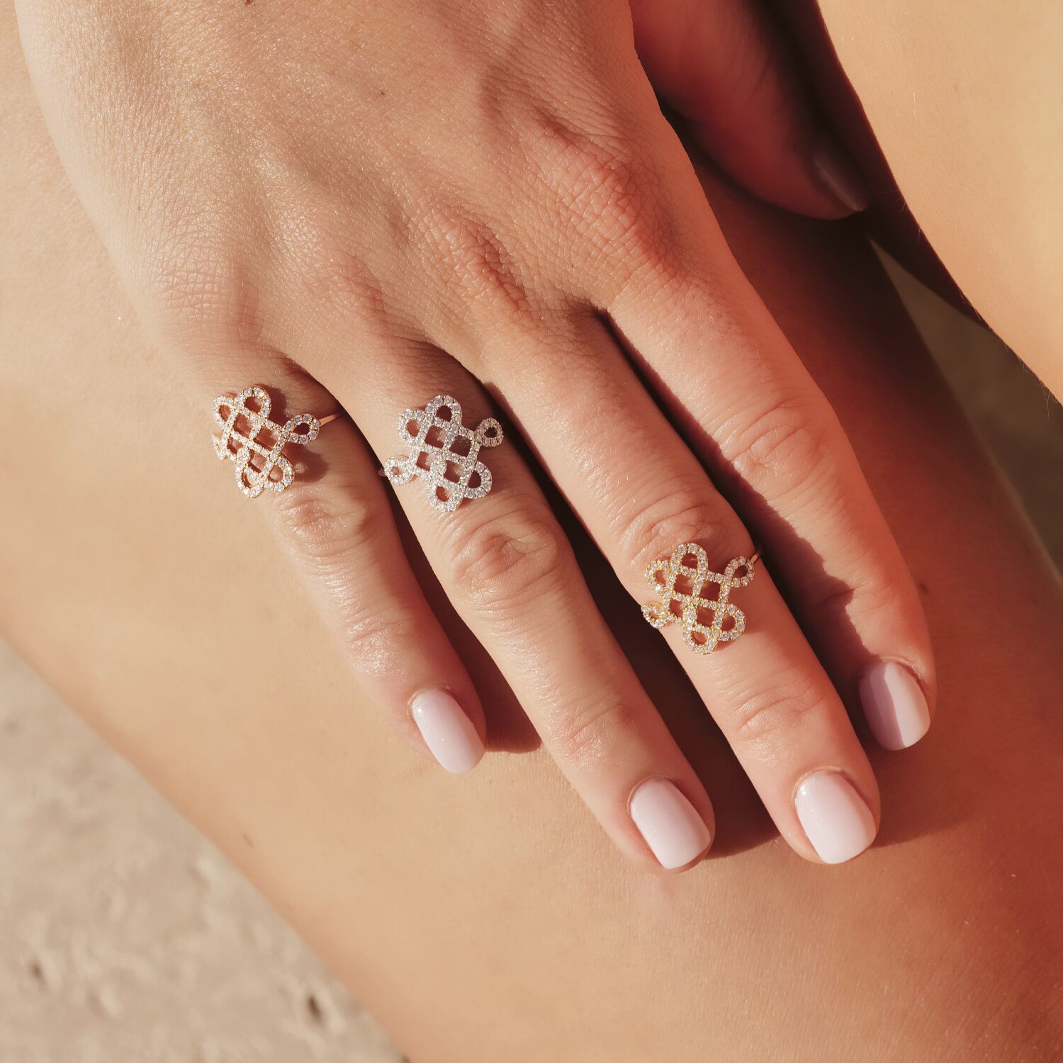 Bague serpent or jaune - LOVE ME KNOT – Image 2